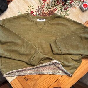 Double Zero Olive Green Cropped Sweatshirt, small. NWOT